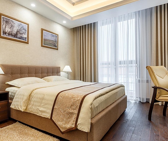 Business Center and Bar "Officer"